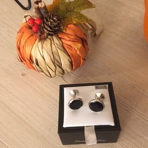 David Donahue silver onxy cuff links wore 1 hour
